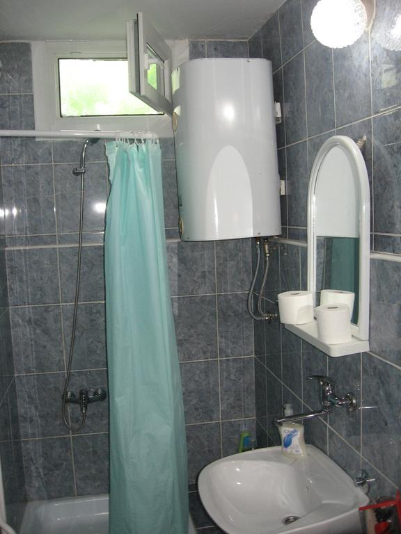 Green Apartment Нови-Сад Экстерьер фото